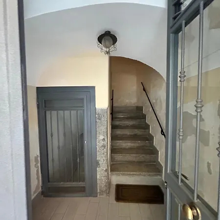 Ferrigni 33 Apartament