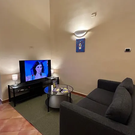 Ferrigni 33 * Неаполь