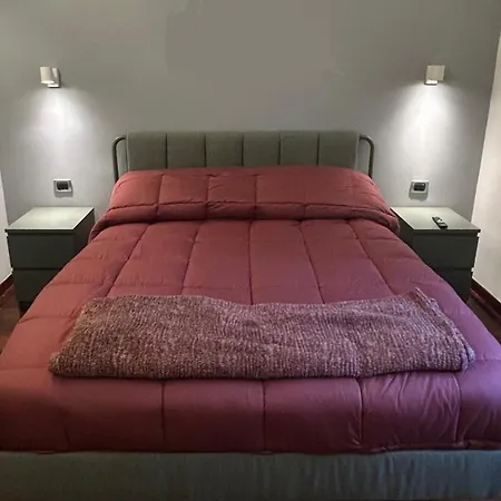 Ferrigni 33 * Nápoly