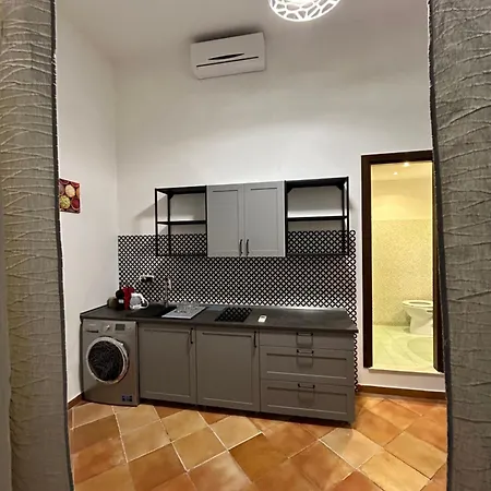 Apartament Ferrigni 33 *